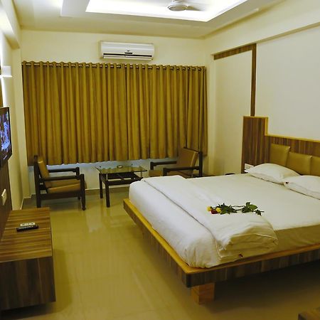 Hotel Sivaranjani Erode Extérieur photo