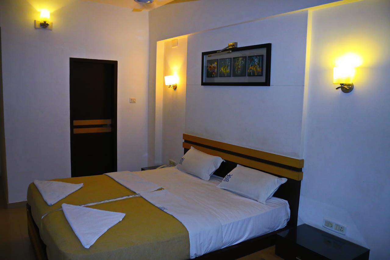 Hotel Sivaranjani Erode Extérieur photo