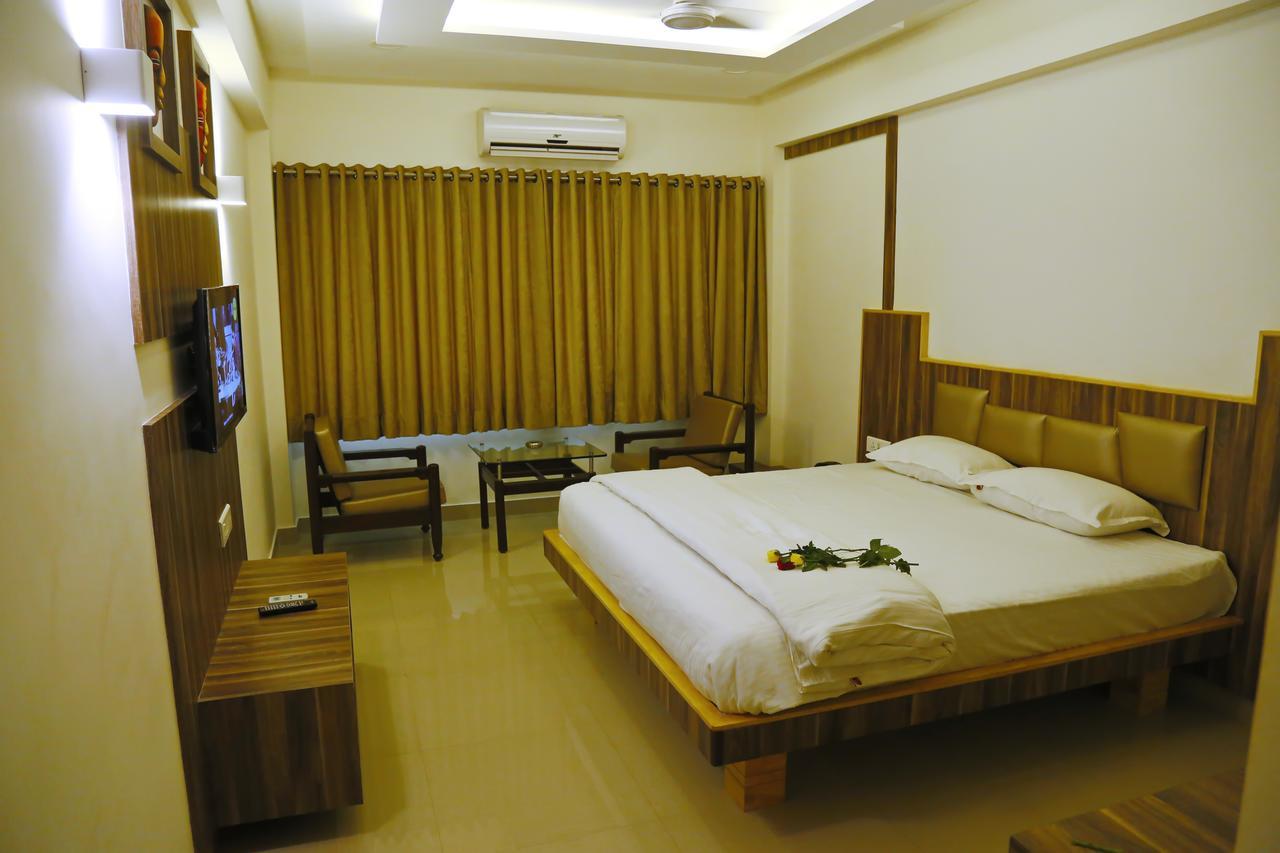 Hotel Sivaranjani Erode Extérieur photo