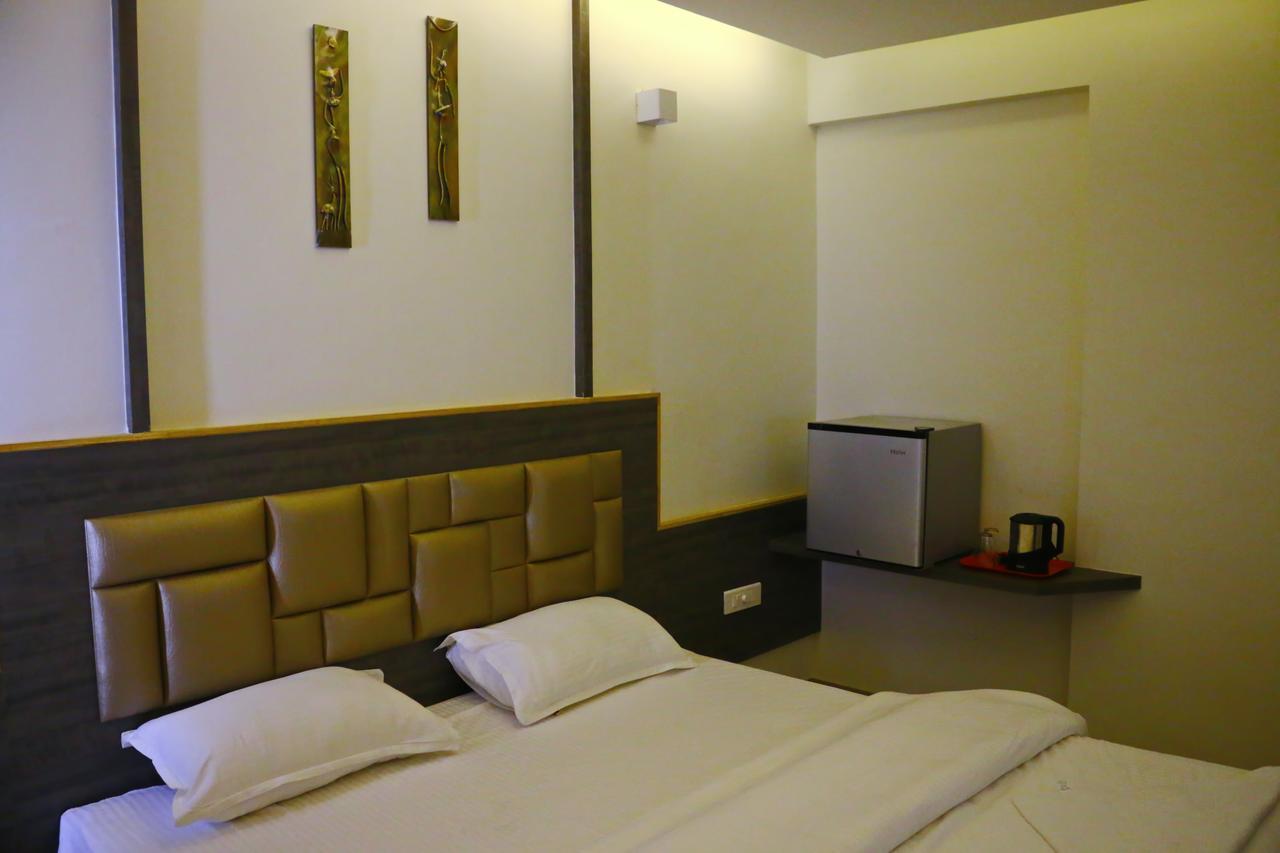 Hotel Sivaranjani Erode Extérieur photo