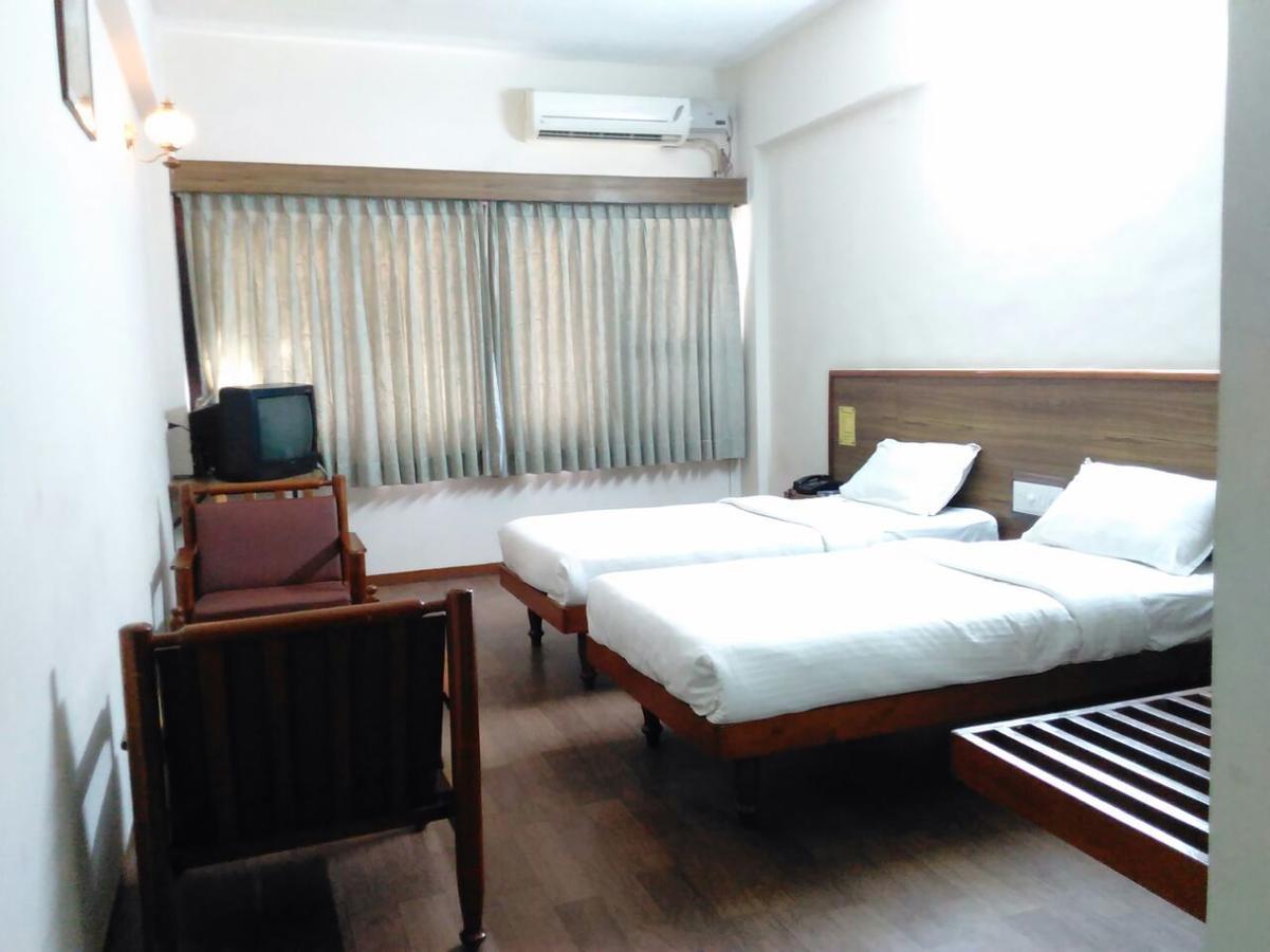 Hotel Sivaranjani Erode Extérieur photo