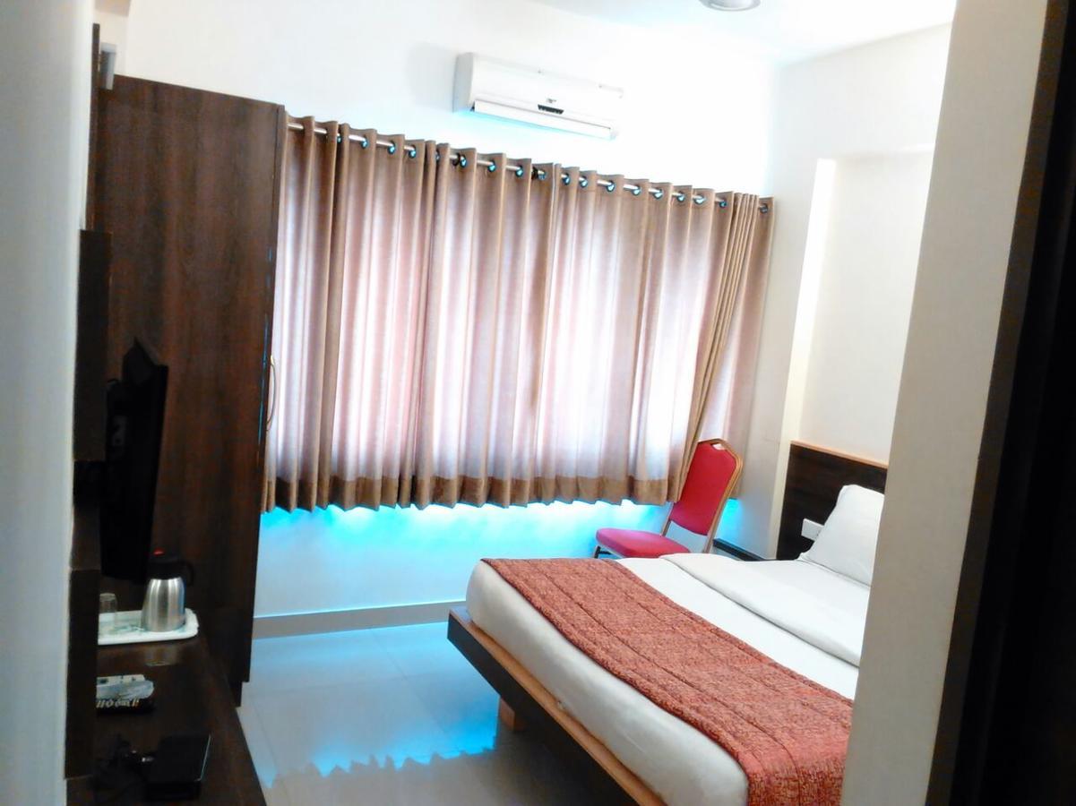 Hotel Sivaranjani Erode Extérieur photo