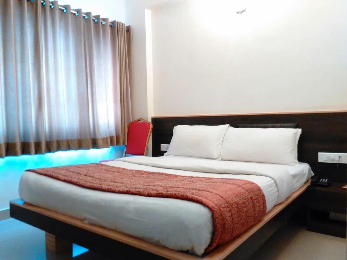 Hotel Sivaranjani Erode Extérieur photo